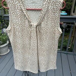 Talbots Beige and White Sleeveless Blouse